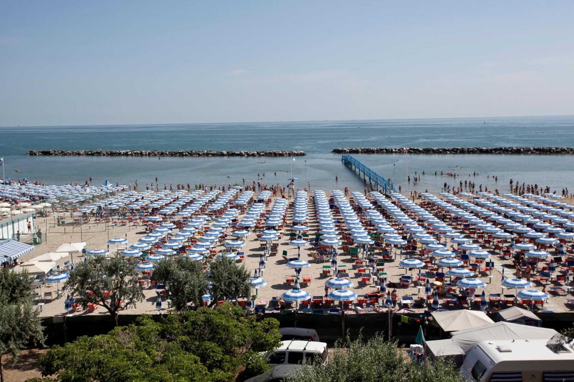 Hotel Capitol San Mauro Mare Ngoại thất bức ảnh