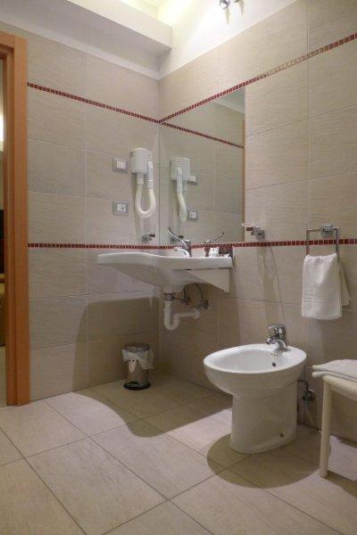 Hotel Capitol San Mauro Mare Phòng bức ảnh
